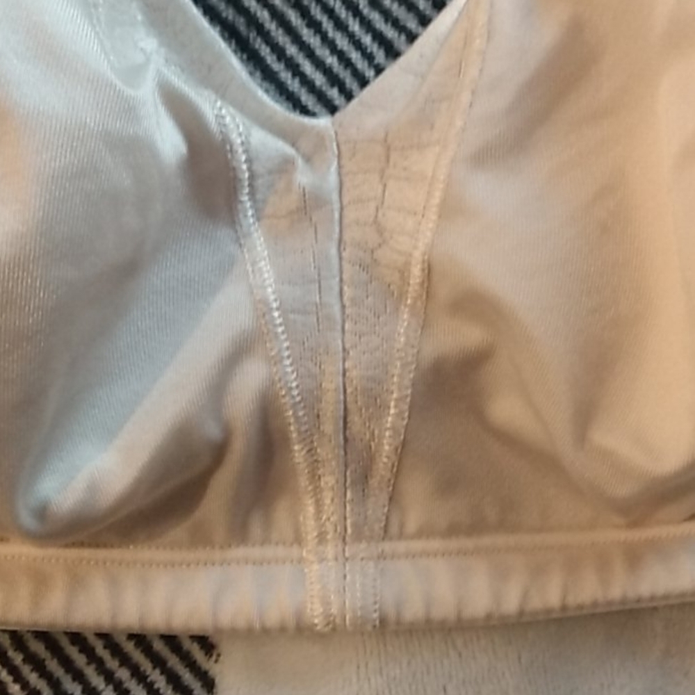 Bra 38c - Picture 3 of 4